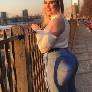 Léna - rencontre-Milf-Pantin