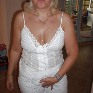 Anouk - rencontre-Cougar-Dijon